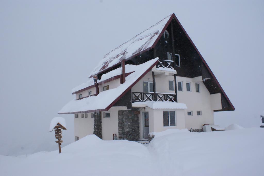O Albergue Snow House Gudauri Exterior foto